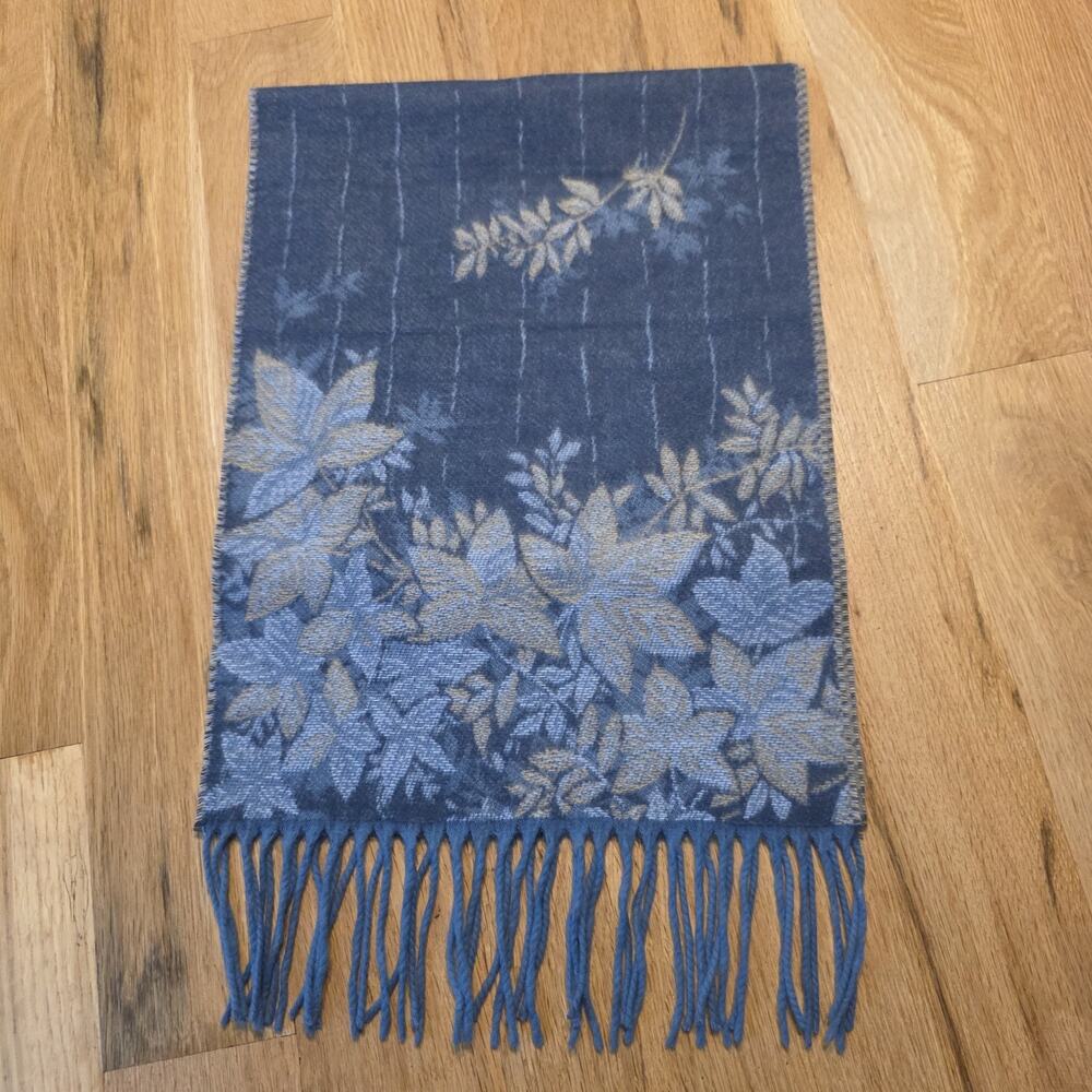 V.FRAAS Woven Acrylic Rectangle Scarf Blue Yellow Floral Fringe Cozy 11 X 52